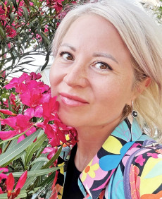 Julia photo