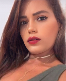 Karine photo