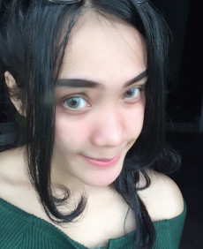 Heni photo