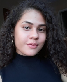 Larissa photo