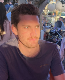 Max photo