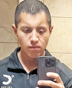 Isaias photo