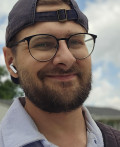 American man - Alex from Minot