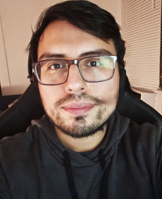 Carlos photo