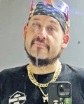 American man - Justin from Quinton
