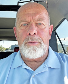 Brad photo