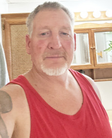 Tom photo