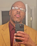 American man - Dee from Edwardsville