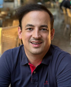 Simon photo